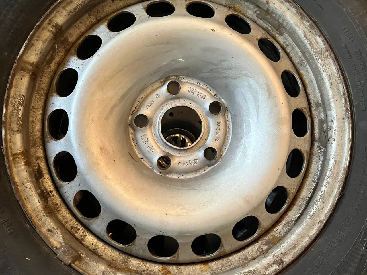 Billede 7 - 215/65R16 vinterhjul 5x112 til VW. Continental 