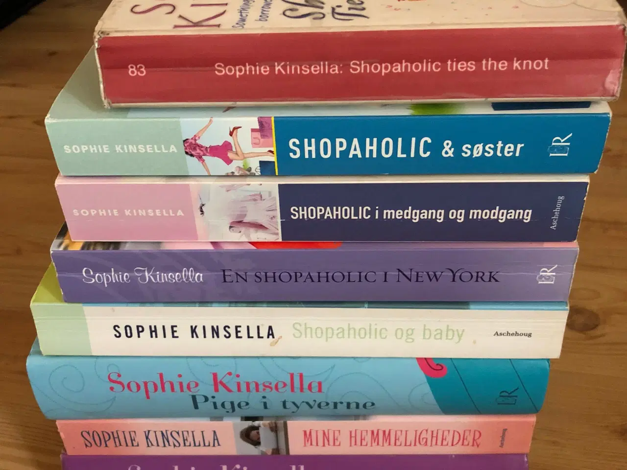 Billede 2 - Billige Sophie Kinsella bøger sælges