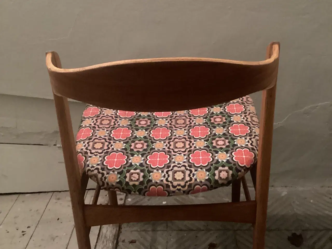 Billede 3 - Teaktræ stol, evt skrivebordsstol