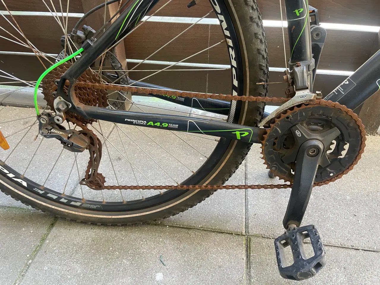Billede 3 - Cykel står i Århus