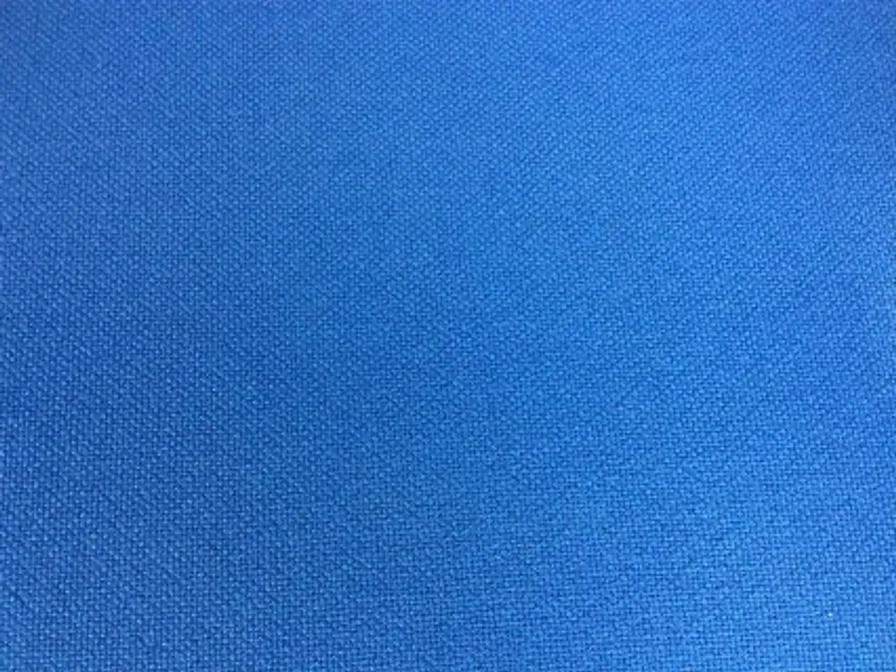 Billede 6 - Konferencestol i bøg, med armlæn og blå polster.