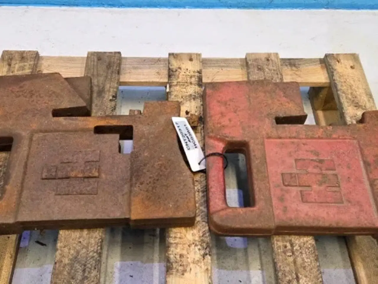 Billede 2 - Case 1456 Frontvægt Sæt 383393R1