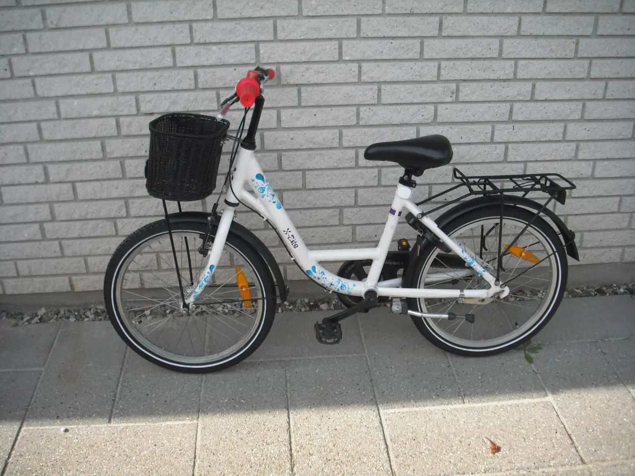 Billede 2 - Pæn 20`` Pigecykel.