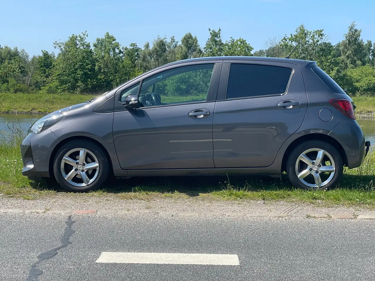 Billede 2 - Toyota Yaris 1,4 D-4D T2 Premium Diesel Km 107.000