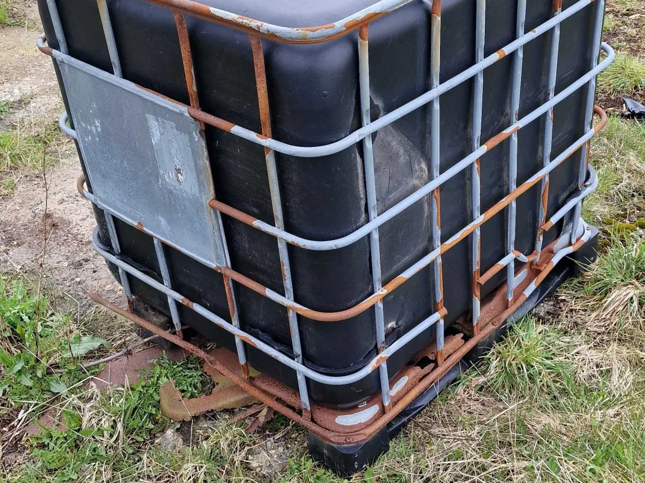 Billede 2 - Palletank i sort plastik