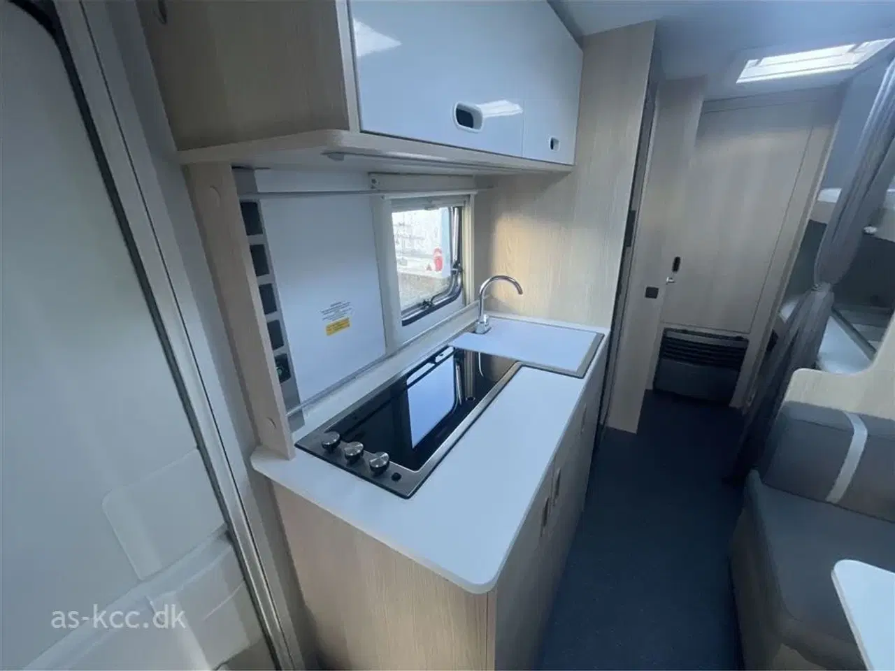 Billede 4 - 2023 - Adria Aviva 522 PT 3 køjer Adria Adiva 522 PT 3 køjer og dobbeltseng