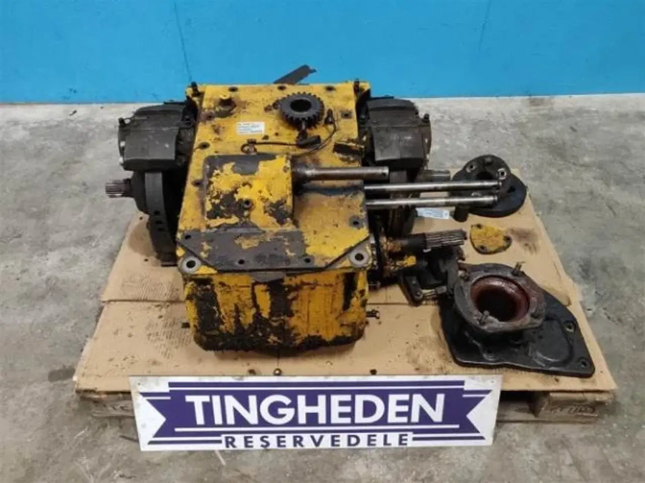 Billede 1 - New Holland FX 38 Gearkasse sælges i dele/for parts