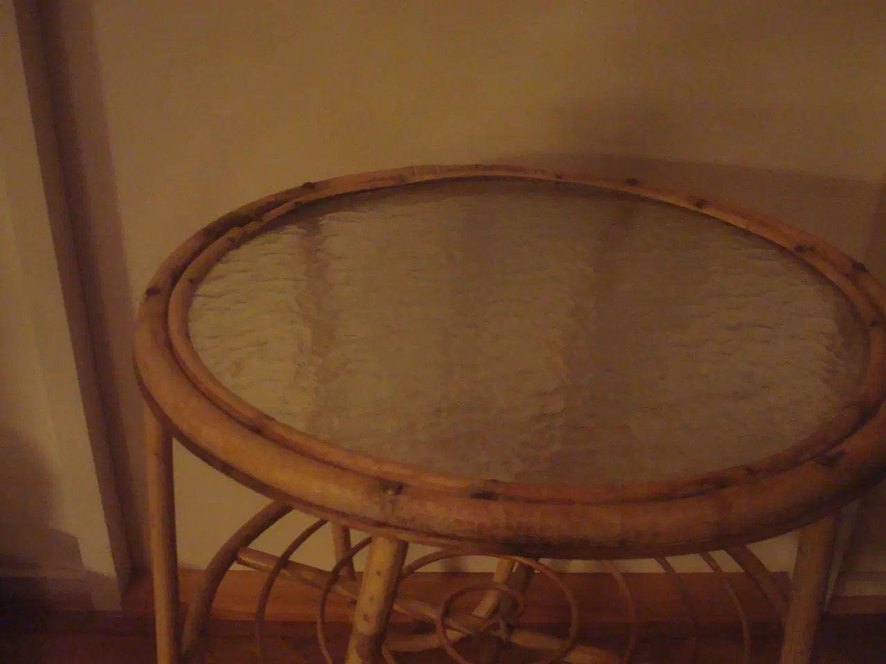 Billede 3 - BAMBUSSOFABORD, RETRO, God stand, utrolig fint