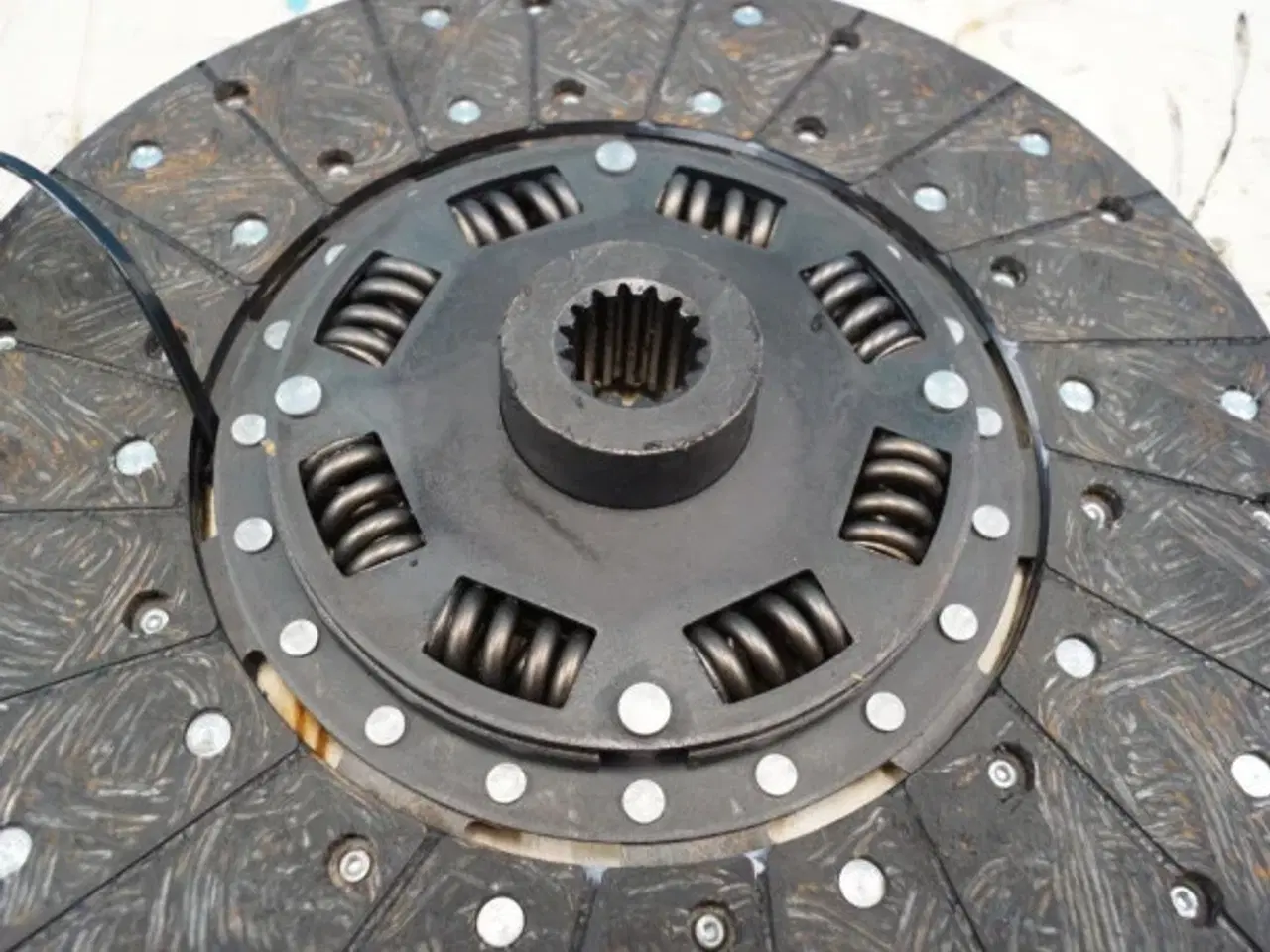 Billede 10 - Ford 4000 Koblingsnav E8NN7550AA