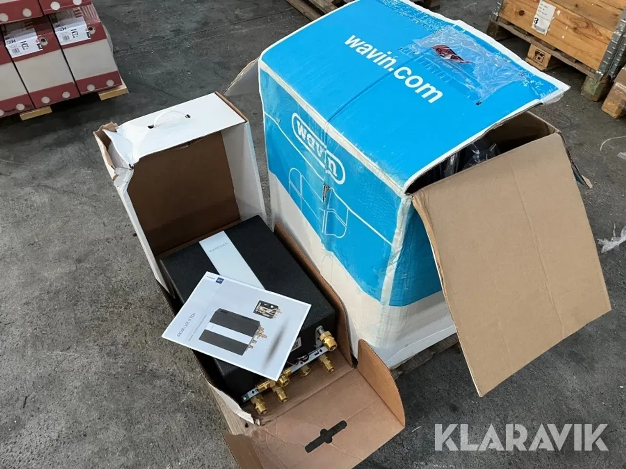 Billede 1 - Fjernvarmeunit og bundmodul Redan & Wavin