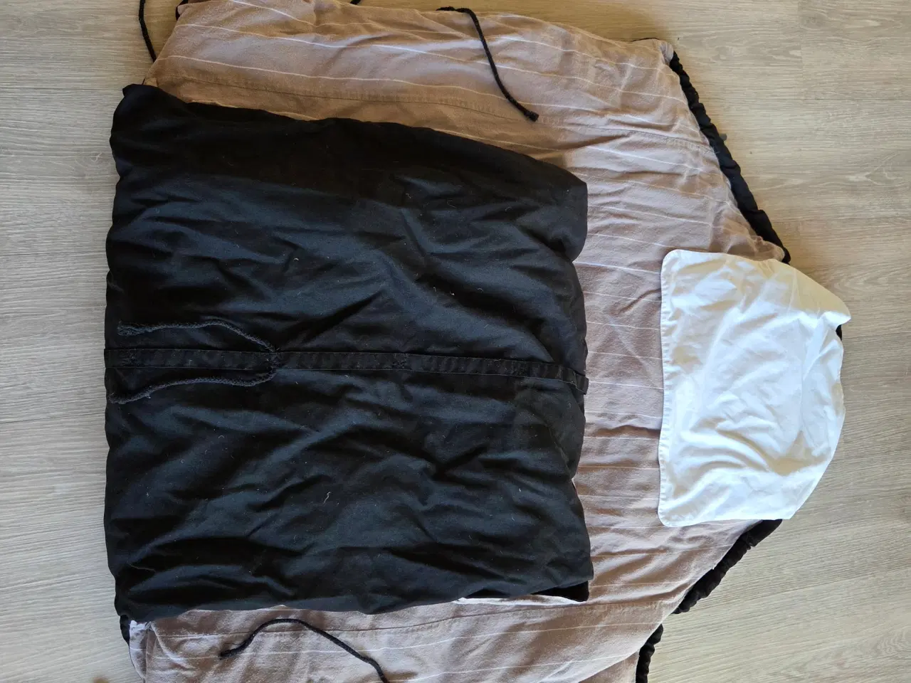 Billede 2 - Voksipose - mrk. Bee Sleep