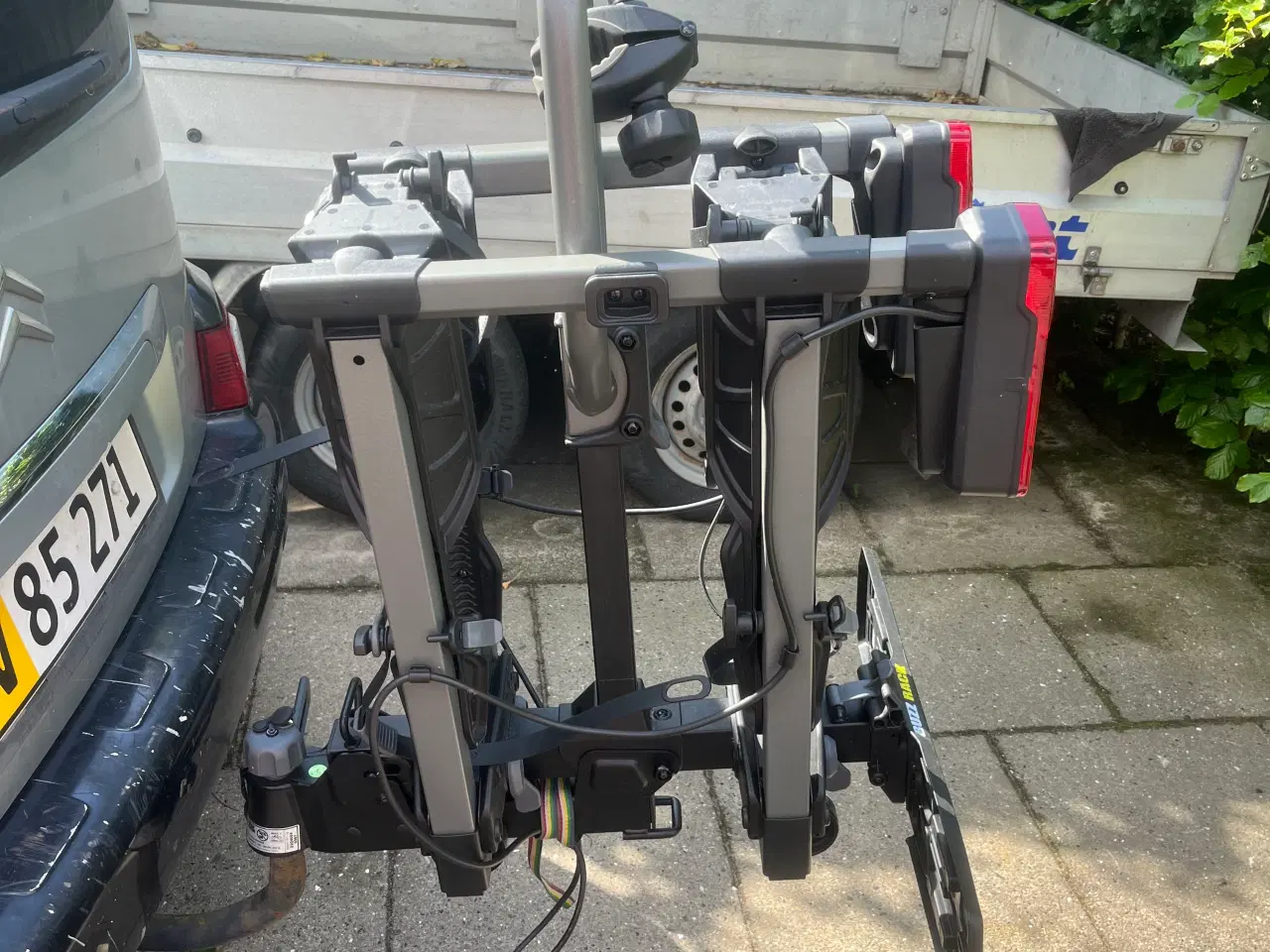 Billede 4 -  Cykelholder til 2 elcykler