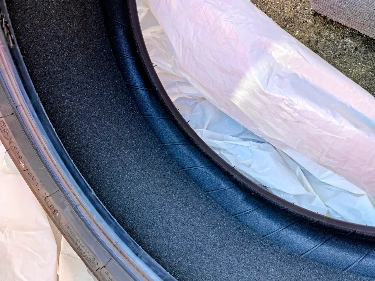 Billede 5 - Michelin 245 45 19