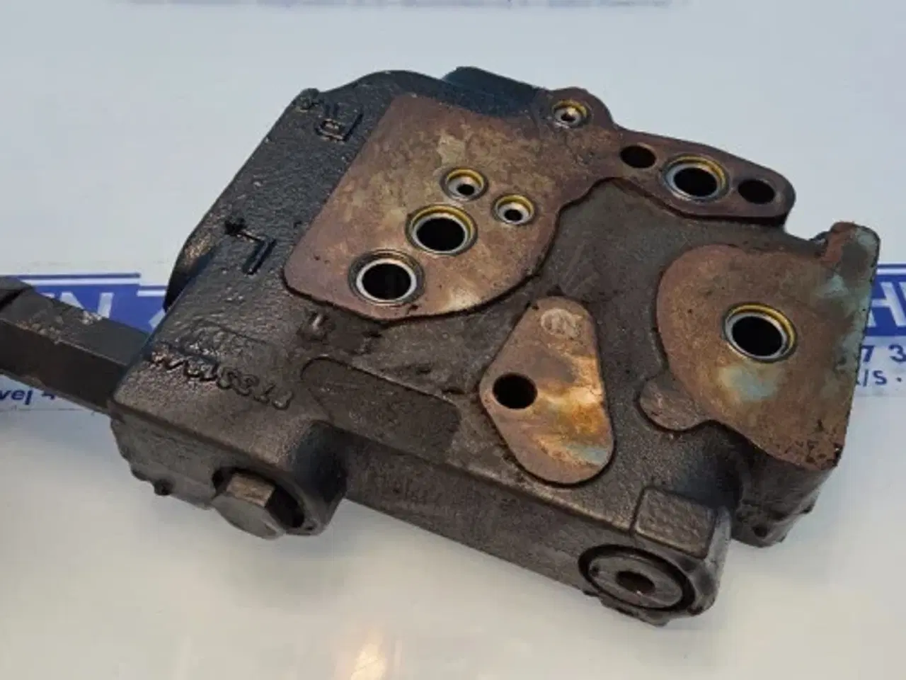 Billede 7 - Case Optum 300 Hydraulikventil 47887017