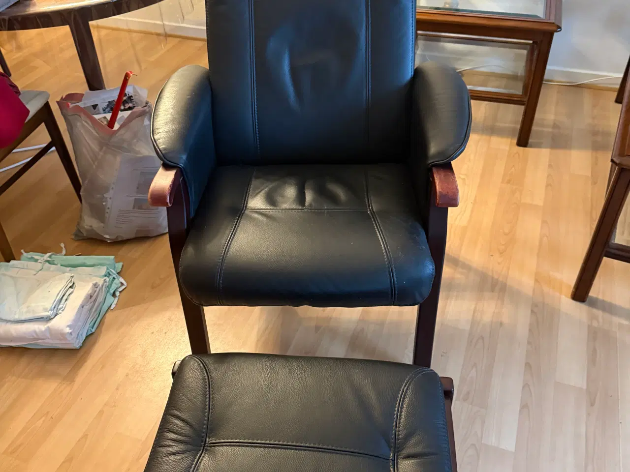 Billede 1 - Otiumstol med skammel