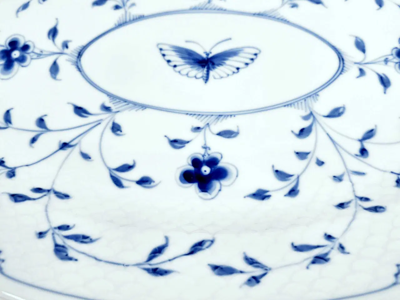 Billede 8 - Sommerfugl ovalt fad B&G Porcelæn 