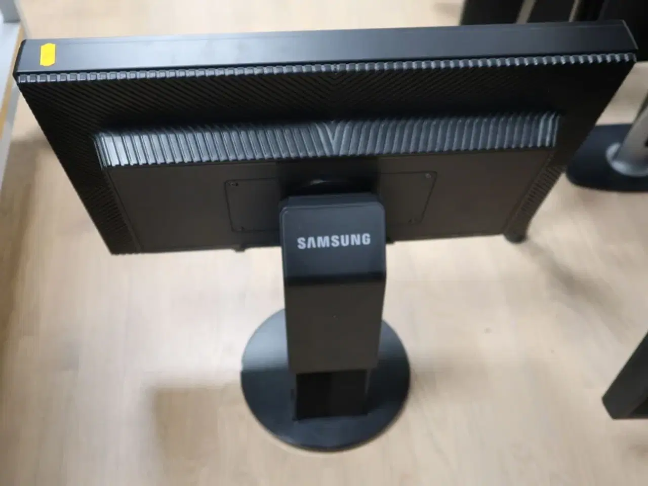 Billede 4 - Skærm SAMSUNG 24"