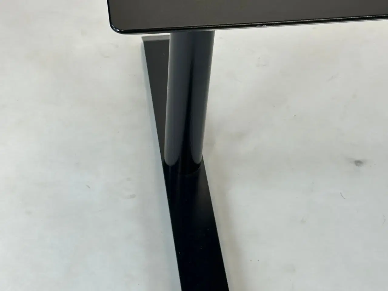 Billede 3 - Hæve-/sænkebord 150x80