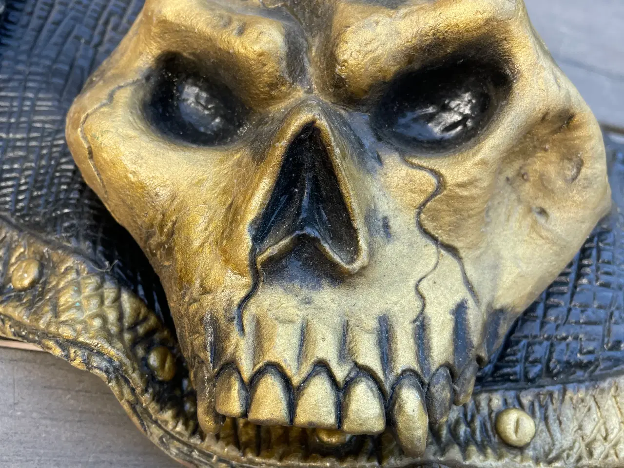 Billede 1 - Stort latex skjold til rollespil