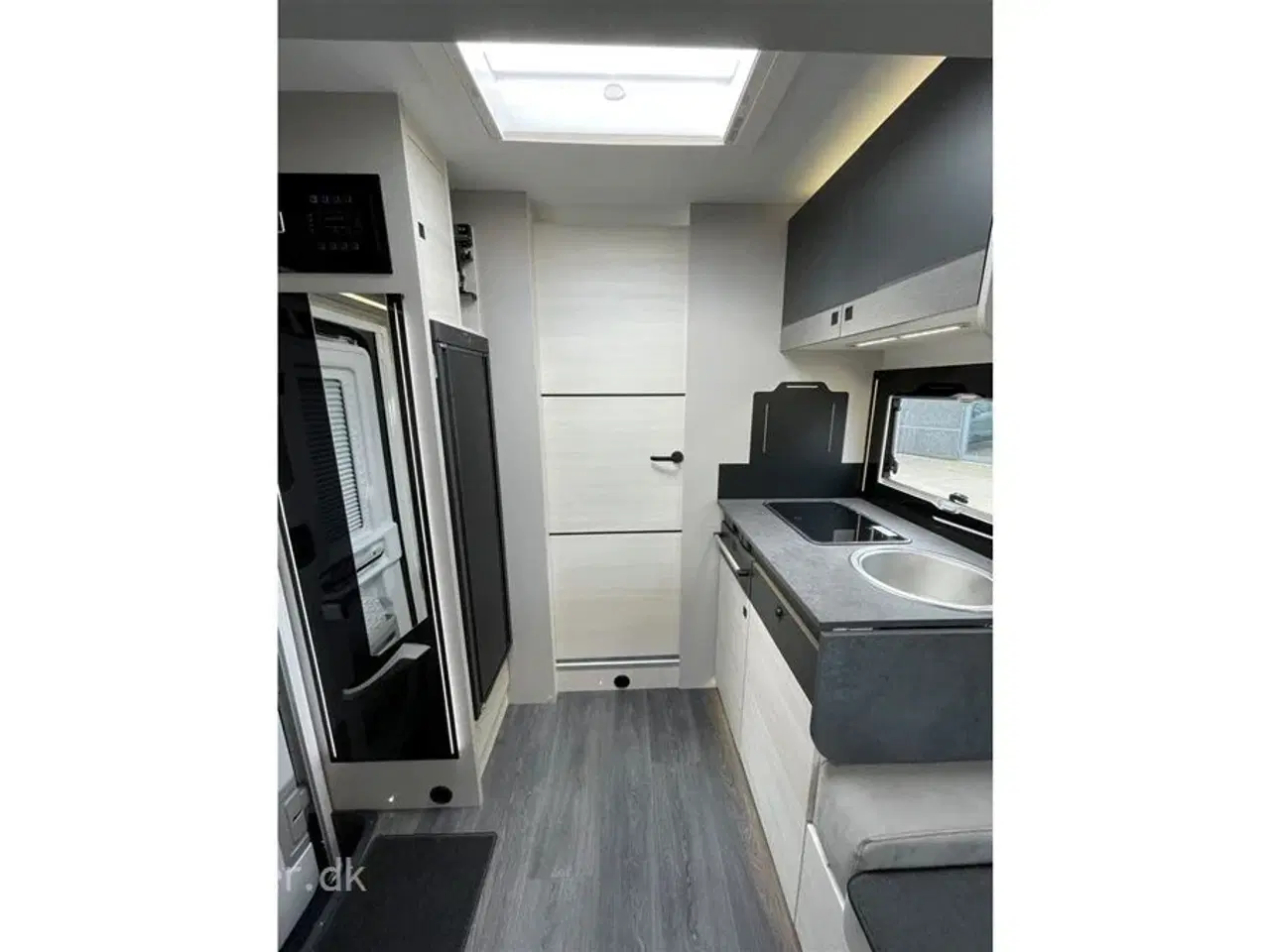 Billede 8 - 2023 - Chausson Titanium 720 ULTIMATE   2023 model, køjer samt stor dobbelt sænkeseng, 5prs. Smart-lounge, 170Hk - Automatgear