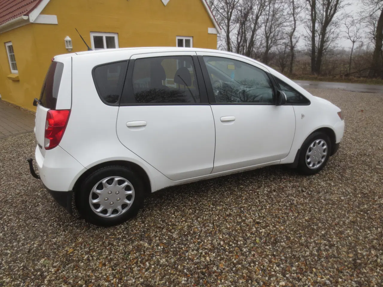 Billede 4 - Nysynet Mitsubishi Colt 1.3 i Årg 10.