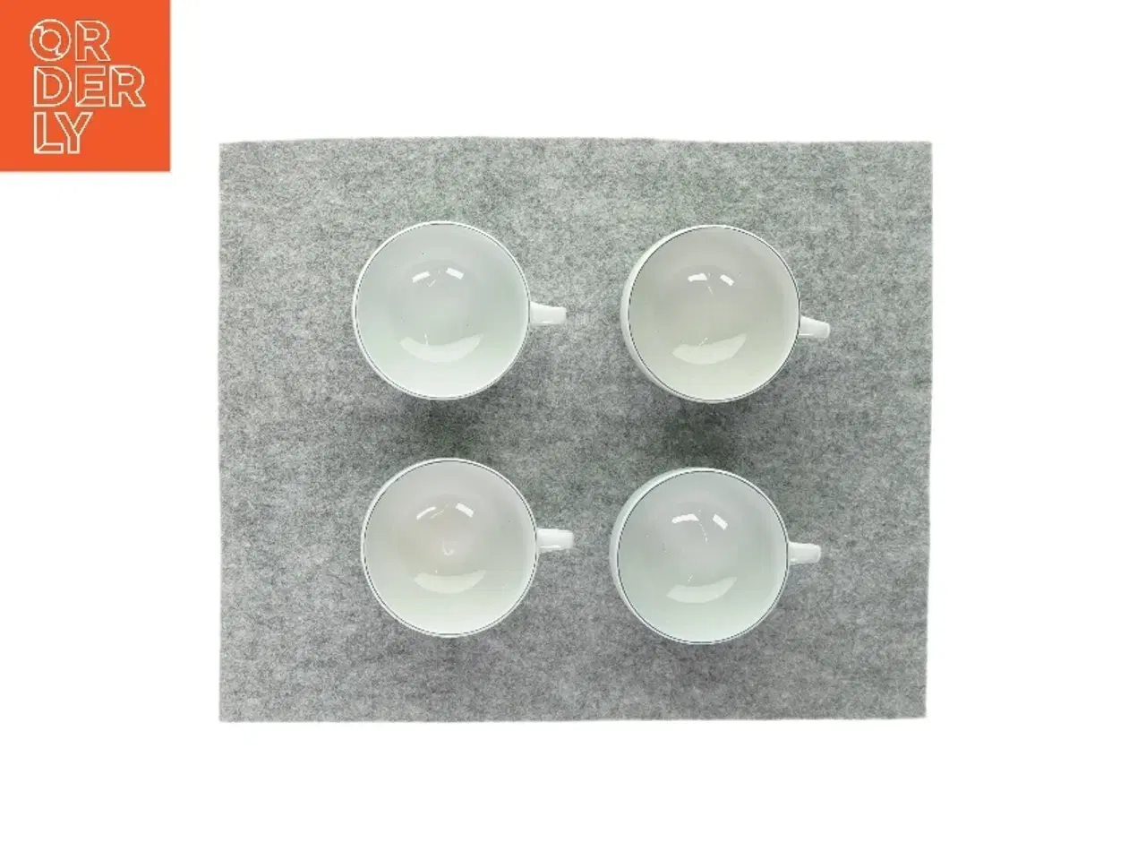 Billede 3 - Kopper (4 stk.) fra Royal Copenhagen (str. HØ: 7x10,5cm)