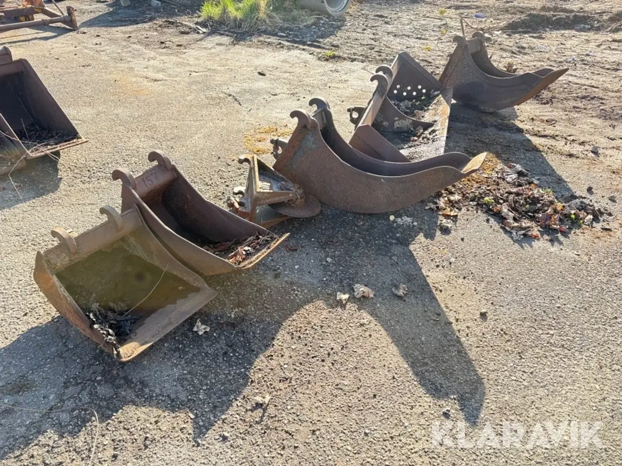 Billede 2 - Skovle 5 styk og asfalthjul Beco