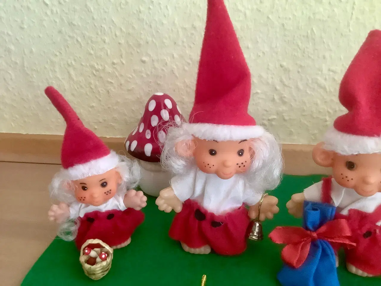 Billede 3 - Trolde nisse familie.
