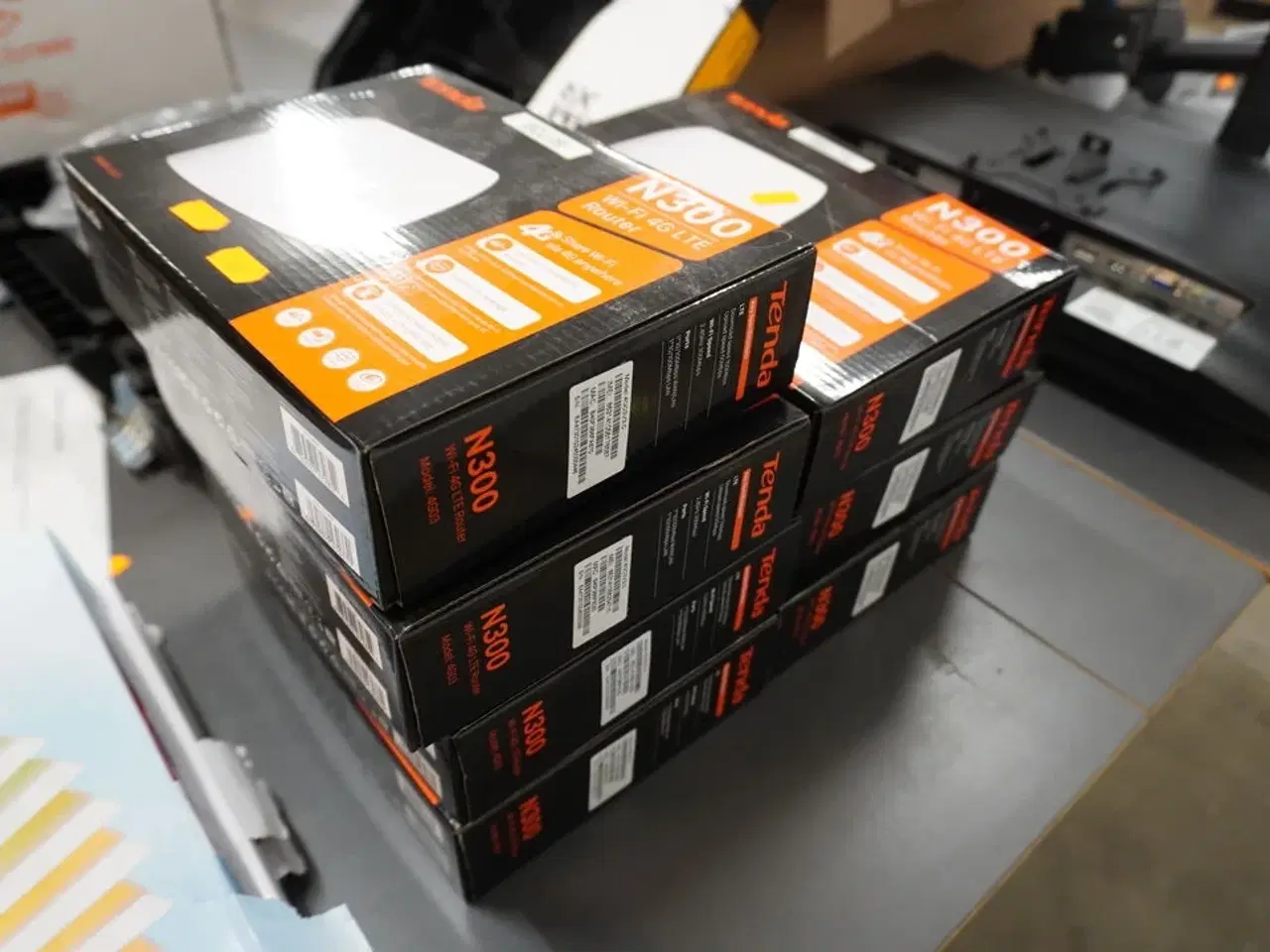 Billede 1 - 7 stk. 4G routere TENDA N300