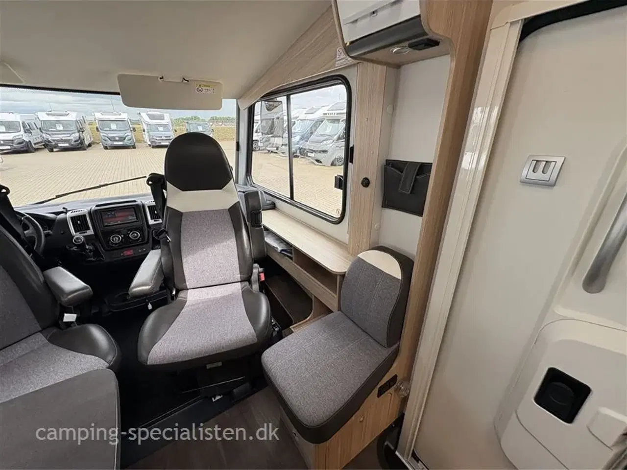 Billede 8 - 2020 - SunLight I 67S   SunLight I 67 S 2020 - Se den nu hos Camping-Specialisten.dk