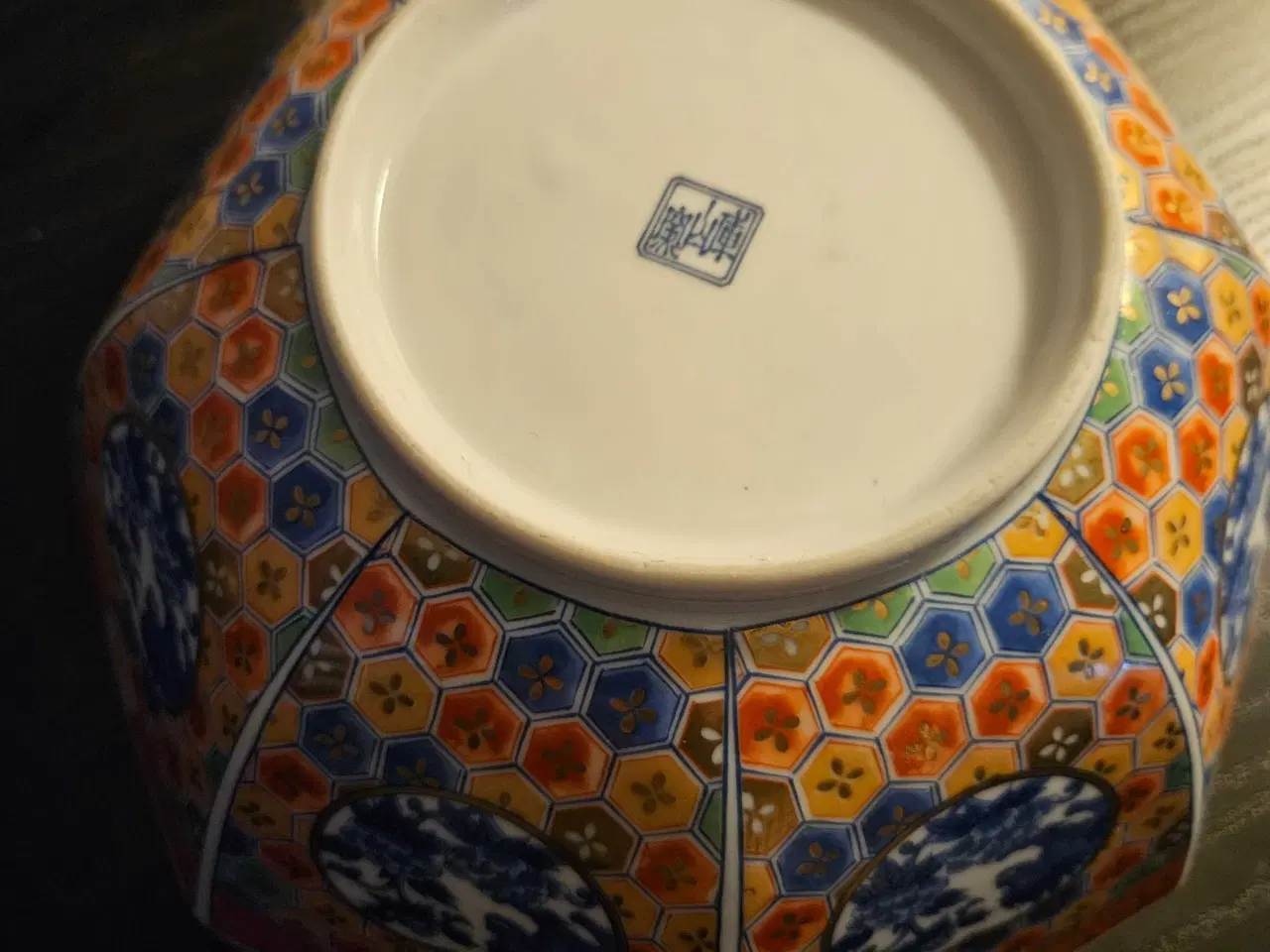 Billede 3 - Skål. Flot udformet, og flotte farver. 