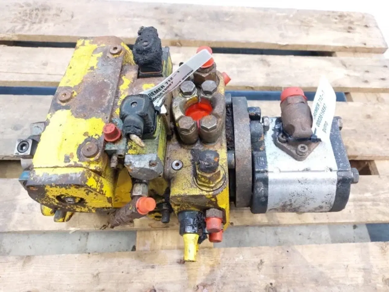 Billede 2 - Kramer 712 Hydraulikpumpe 0003618097