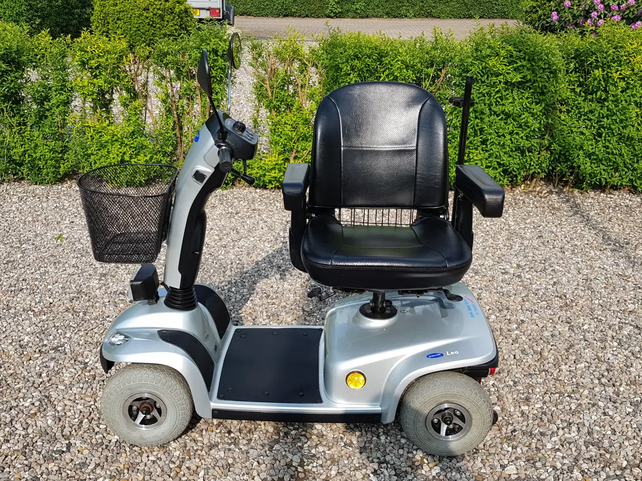 Billede 8 - 4 hjulet el-scooter med nye batterier