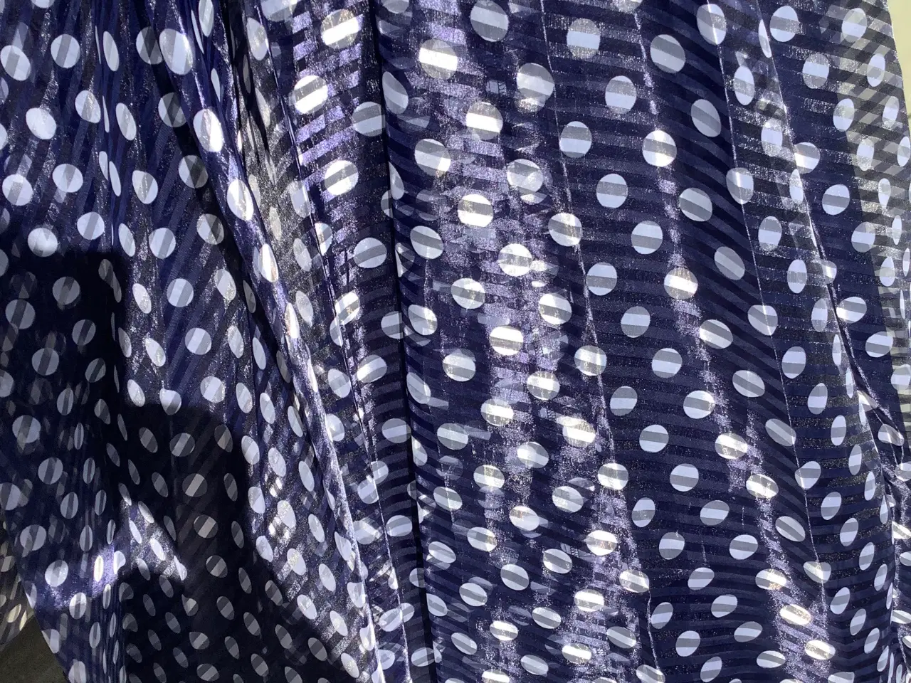 Billede 8 - Flot kjole med gof vidde.