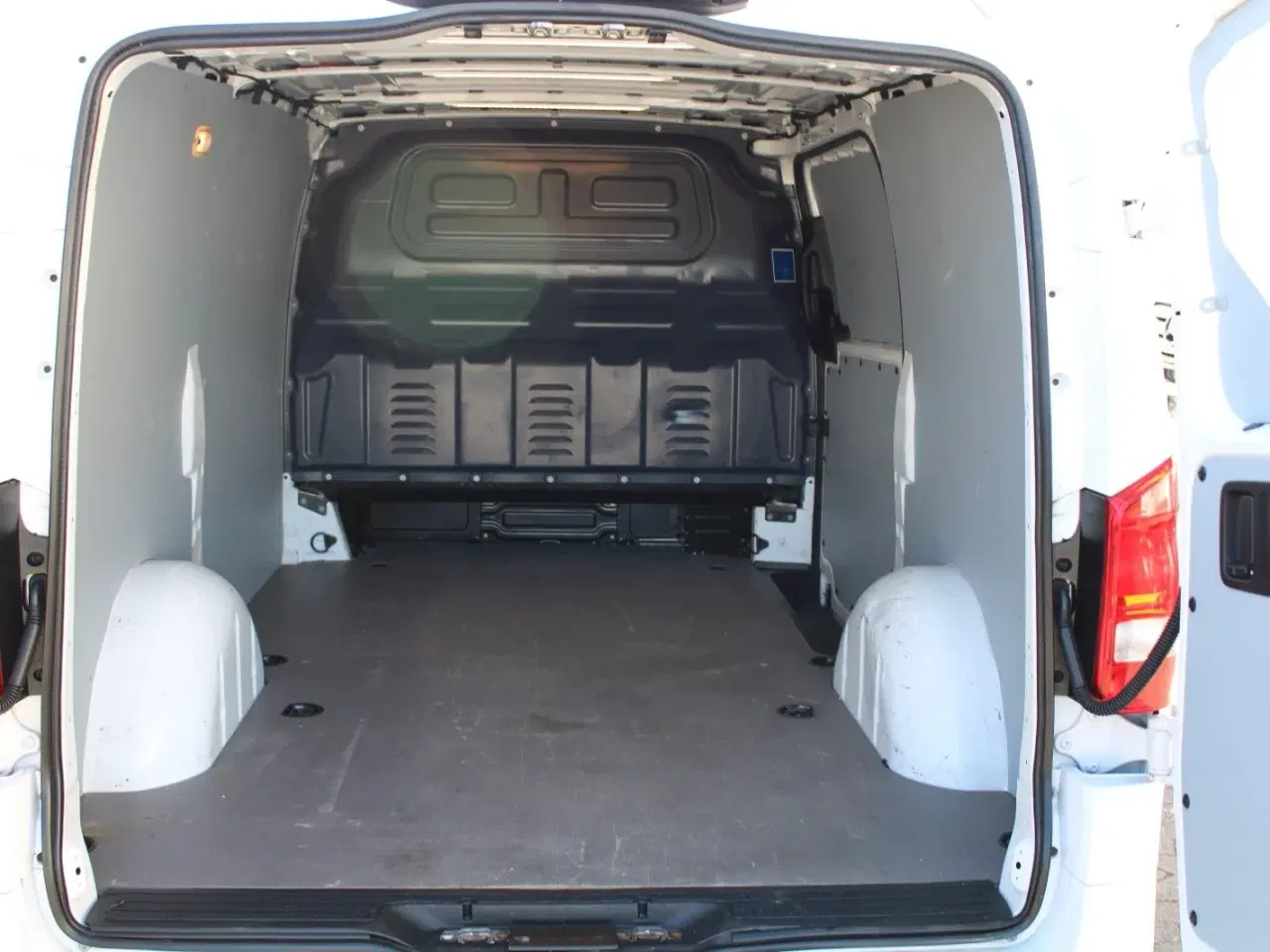 Billede 11 - Mercedes Vito 114 2,0 CDi Kassevogn aut. L RWD