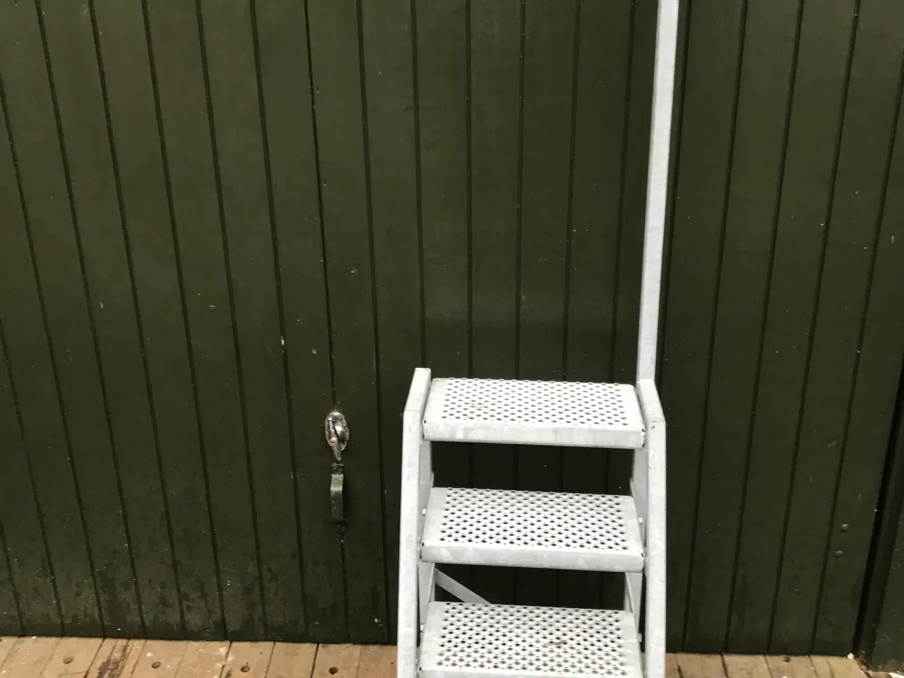 Billede 1 - Stige med 4 trin galvaniseret. 