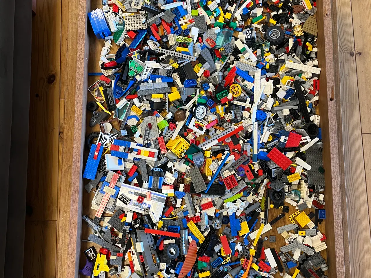 Billede 7 - Lego - ca. 40 kg + togskinner +Lego Exoforce 7707 