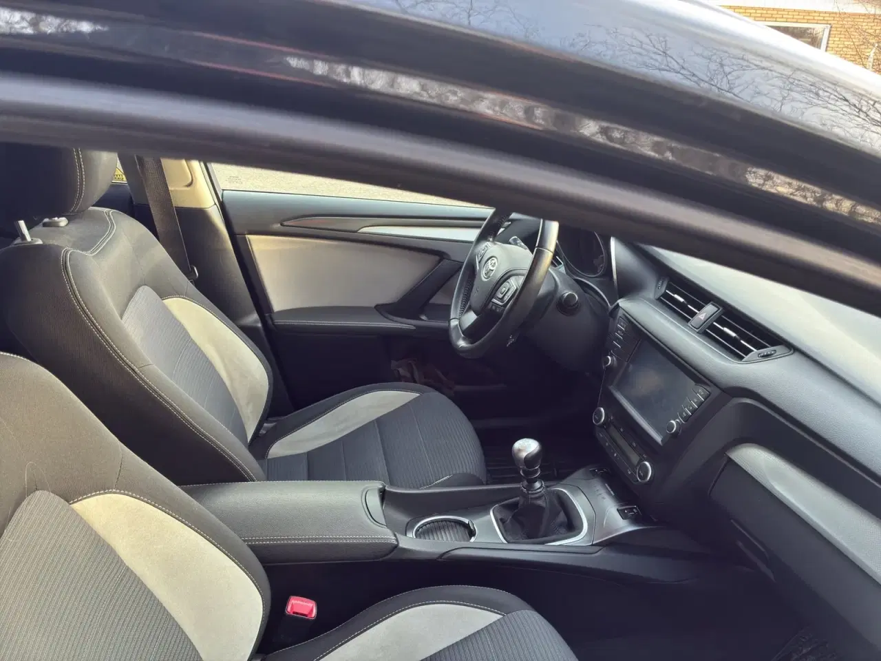 Billede 13 - Toyota Avensis 1,8 VVT-i T2 Premium Touring Sports