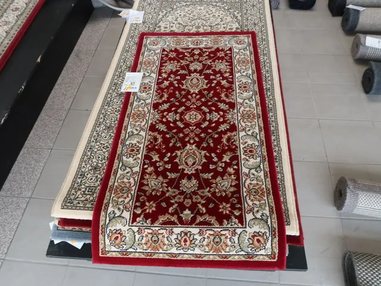 Billede 1 - Gulvtæppe QUEEN Synt