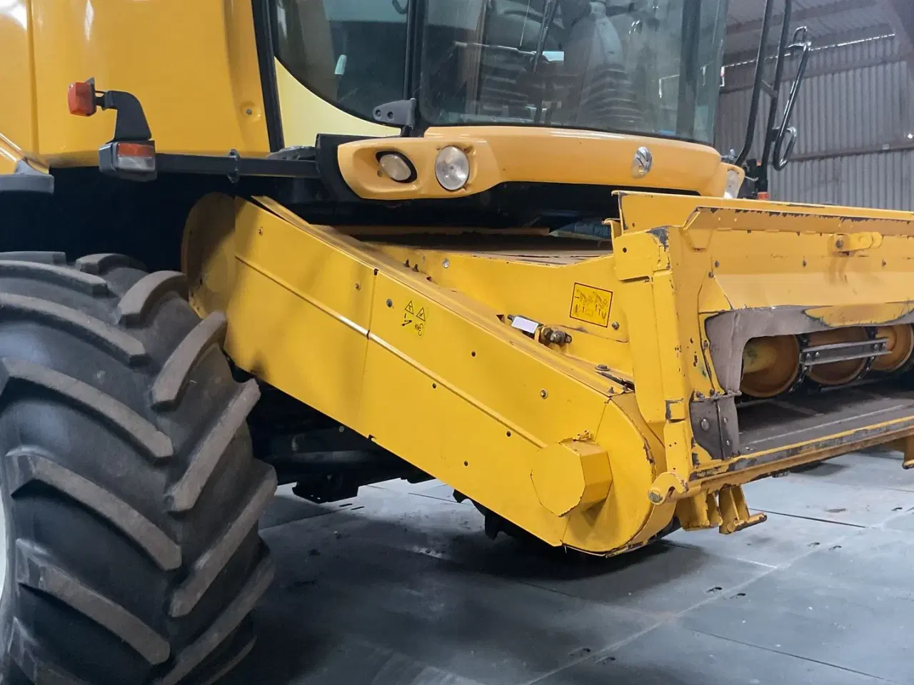 Billede 2 - New Holland CX880 med skærebordsvogn