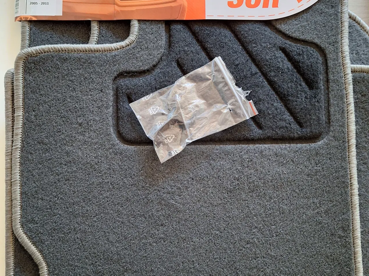 Billede 1 - Custopol TOY380S måtter til Yaris 