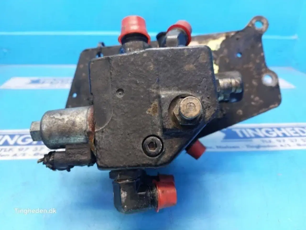 Billede 9 - Massey Ferguson 6465 Trykventil 3795675M13