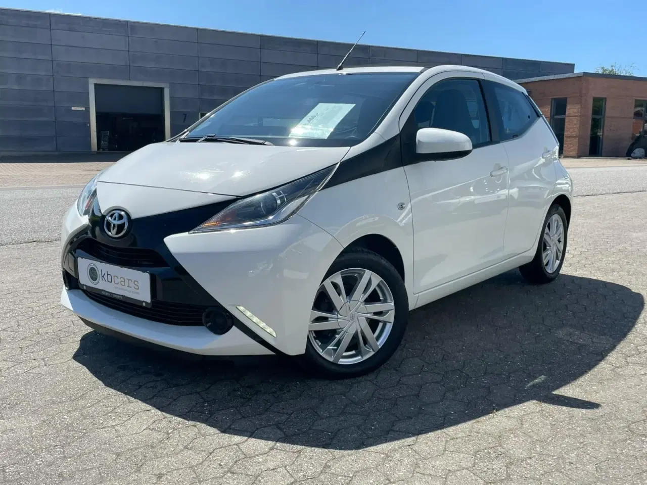Billede 5 - Toyota Aygo 1,0 VVT-i x-wave Sky