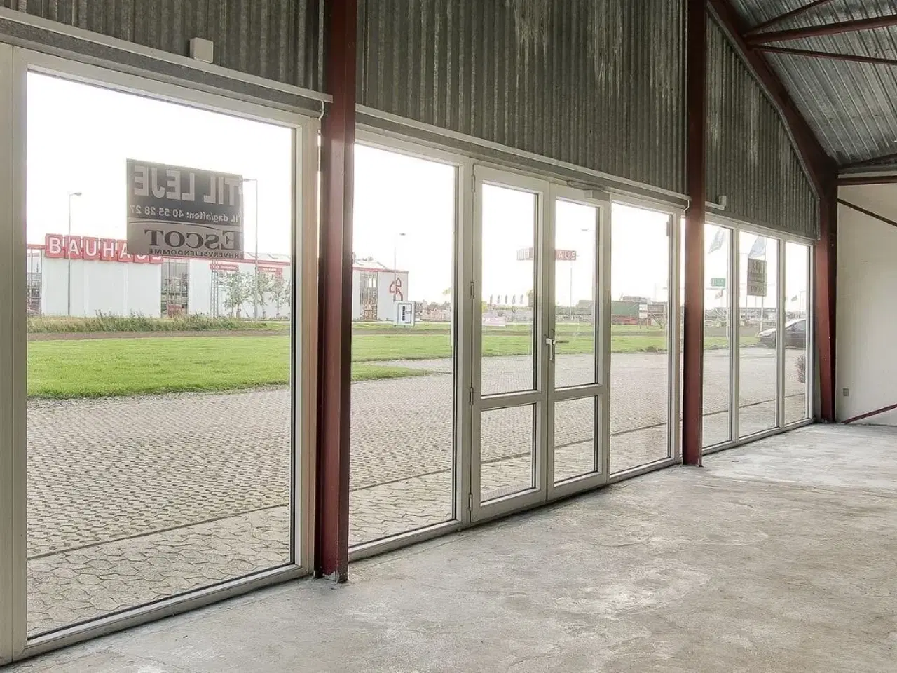 Billede 4 - Storbutik med god og synlig beliggenhed - i alt 425 kvm