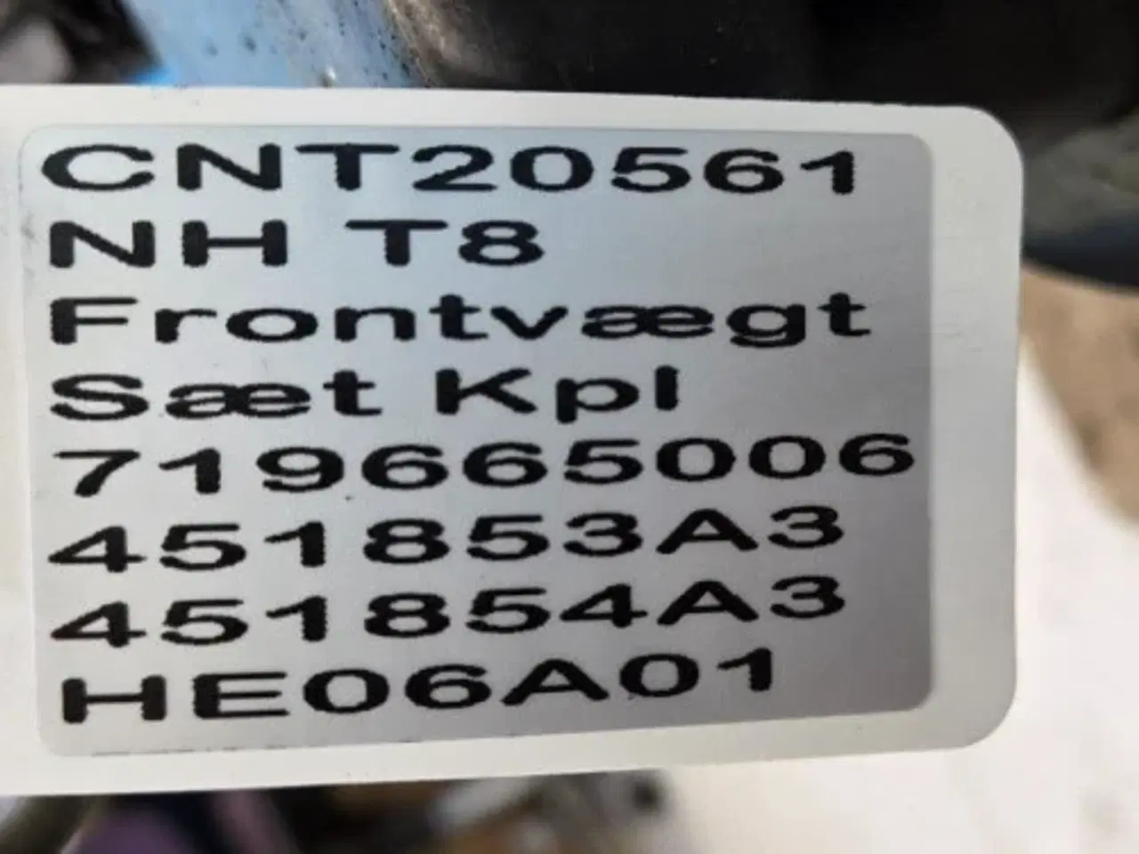 Billede 20 - New Holland T8 Frontvægt Kit 719665006