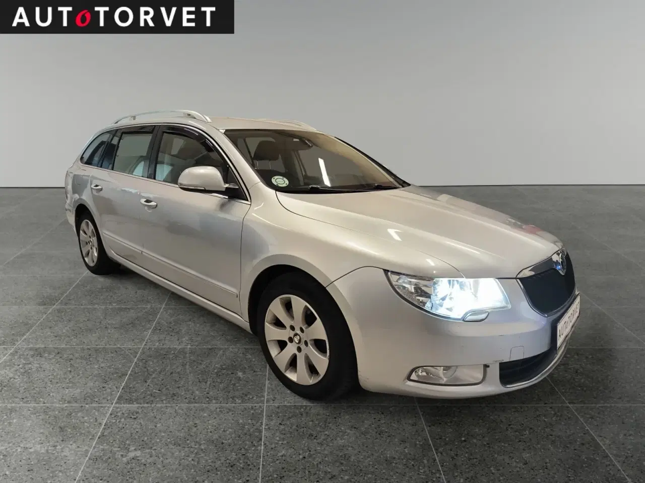 Billede 2 - Skoda Superb 1,6 TDi 105 Elegance Combi GreenLine