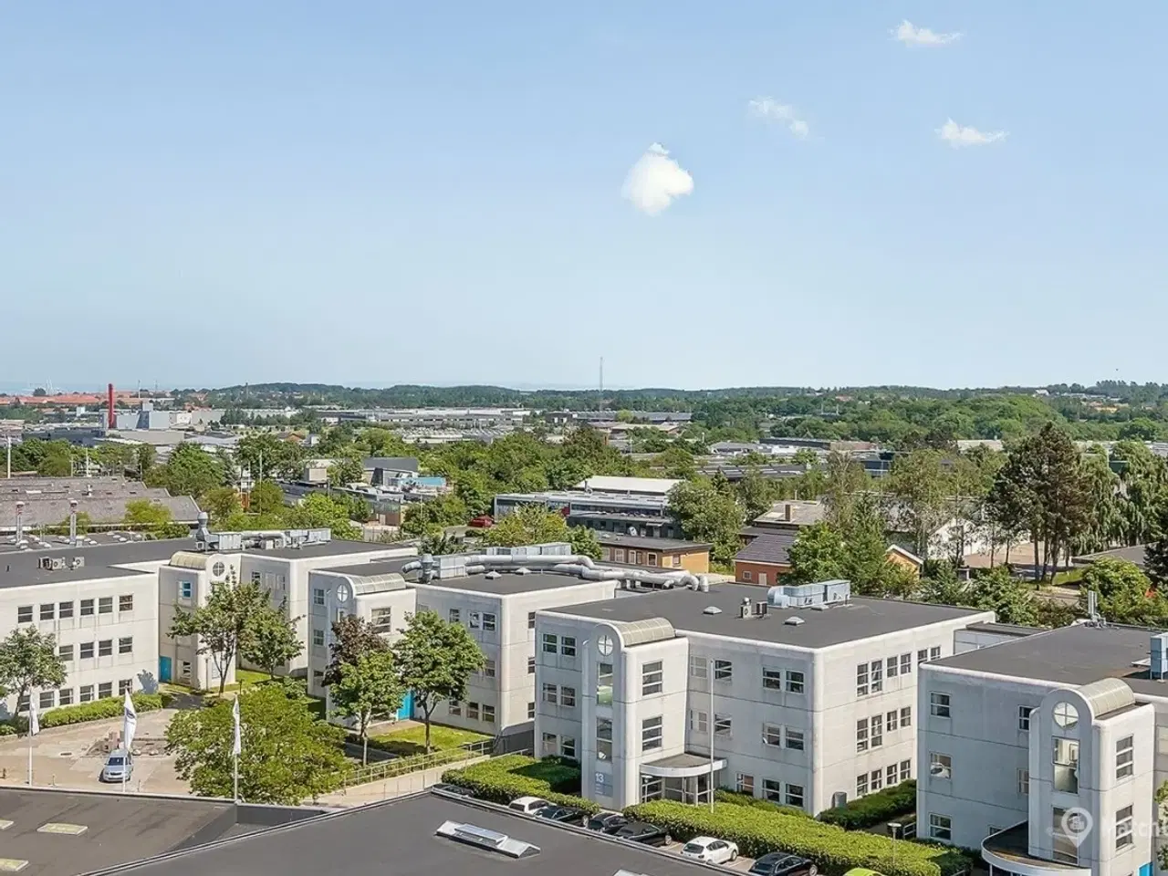 Billede 1 - Velbeliggende kontorlejemål