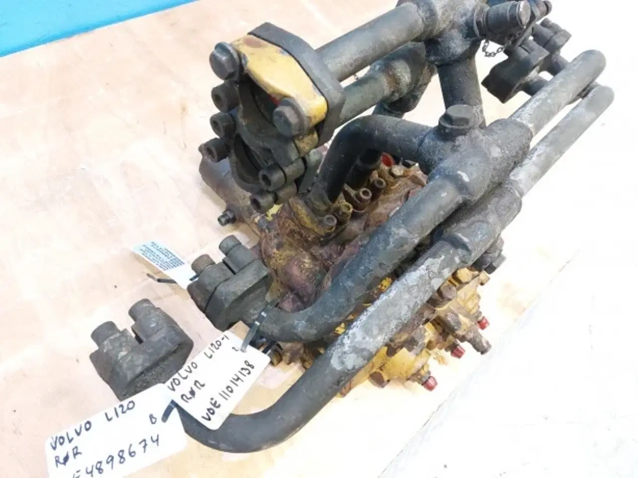 Billede 18 - Volvo L120 Hydraulikventil VOE11018502