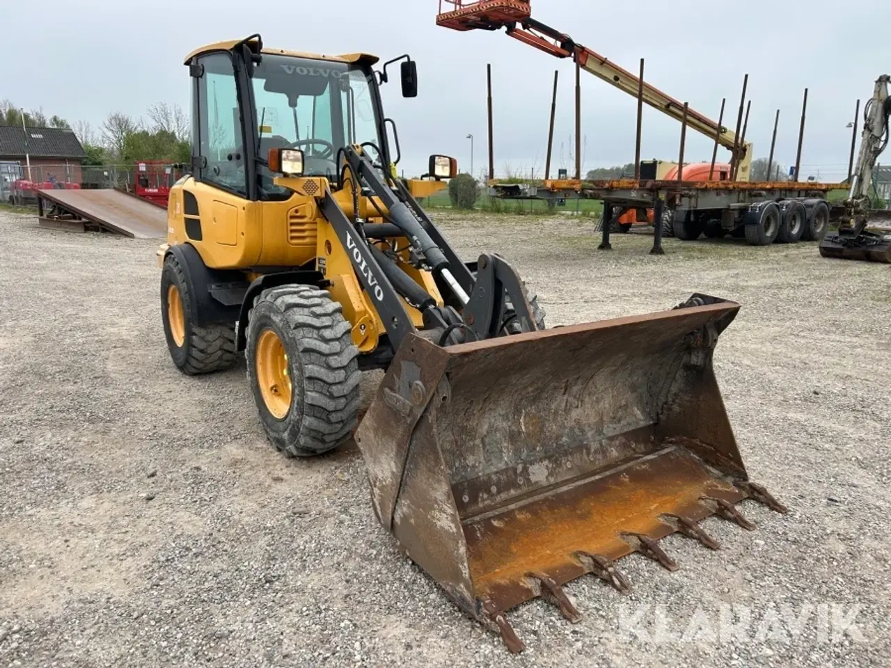 Billede 2 - Gummiged Volvo L25F
