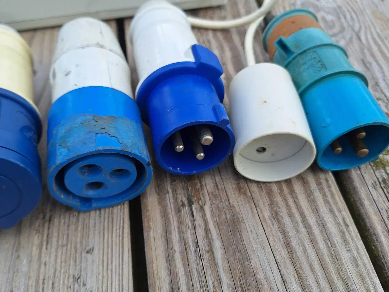 Billede 4 - Campingvogn stik